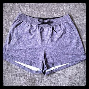 🧿 NWOT Lululemon Heathered Gray Shorts 🧿
